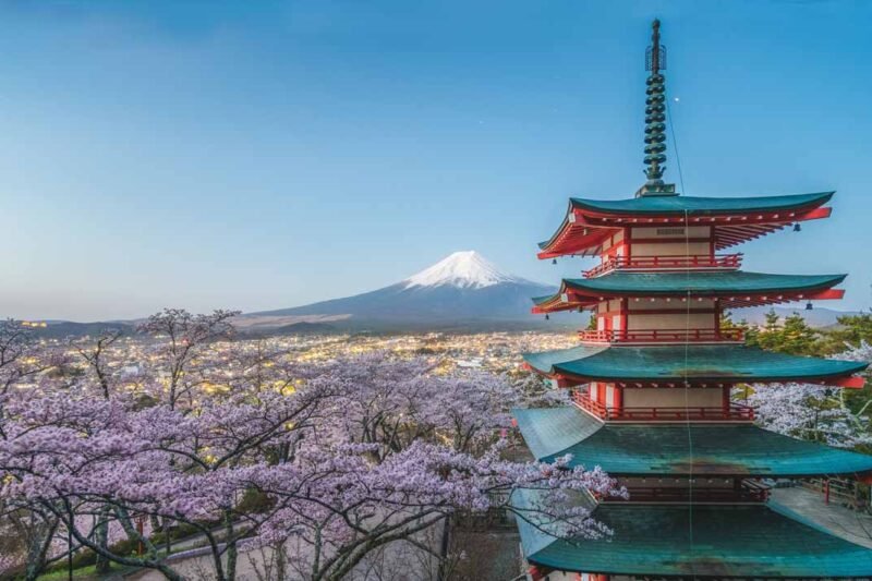 25 Surprising Things About Japan